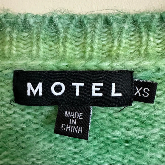 Motel Rocks size XS Oversized Green Ombre Cardigan Sweater V Neck Fuzzy - Picture 3 of 4